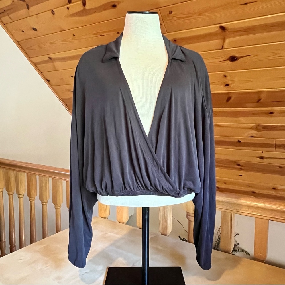 Urban Outfitters Women's Charcoal Collared Faux Wrap-Front Long Sleeve Top Sz M